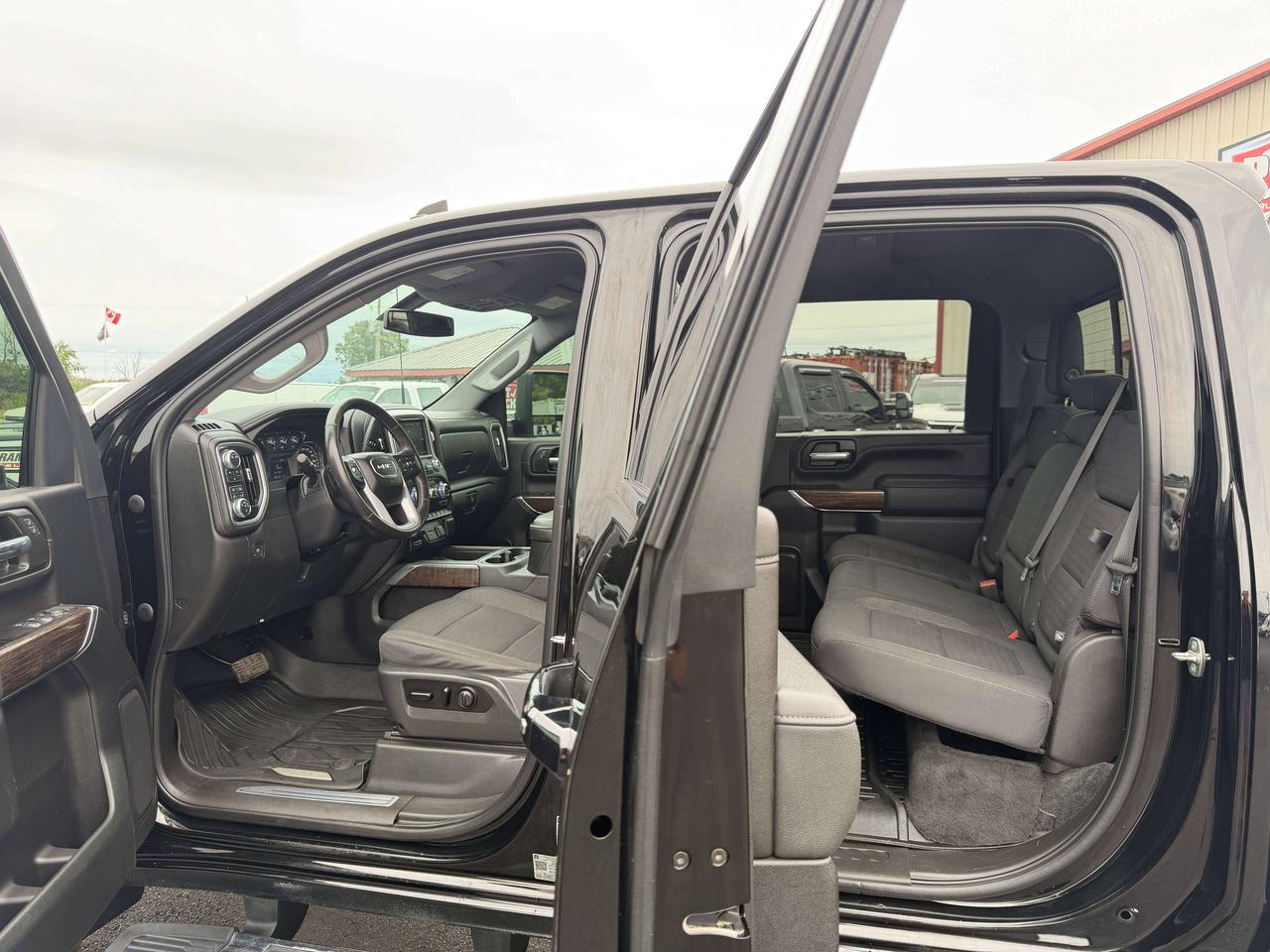 2021 GMC SIERRA 2500HD SLE Photo