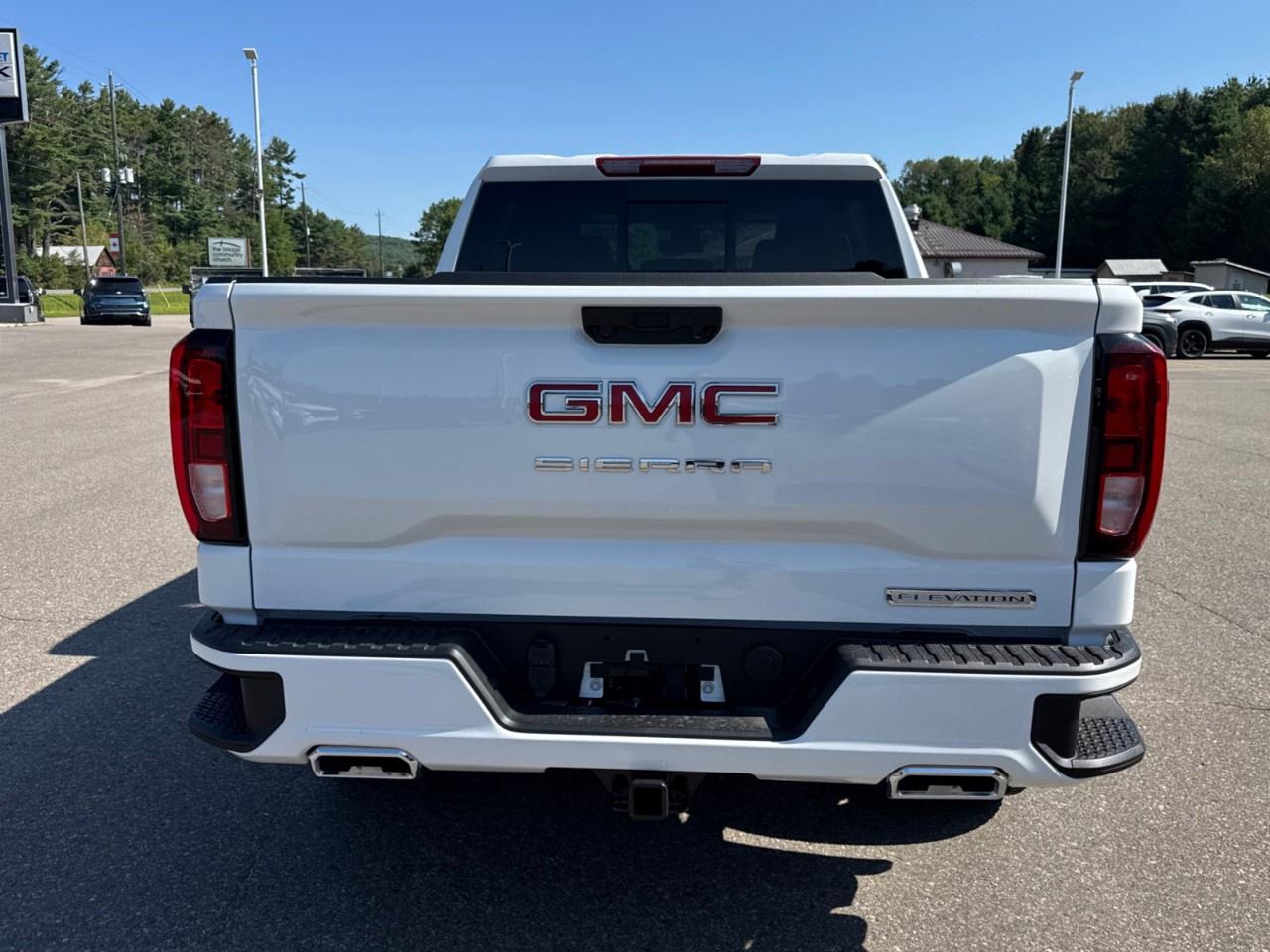 2026 GMC Sierra 1500 Crew Cab Short Box 4-Wheel Drive Elevation Photo