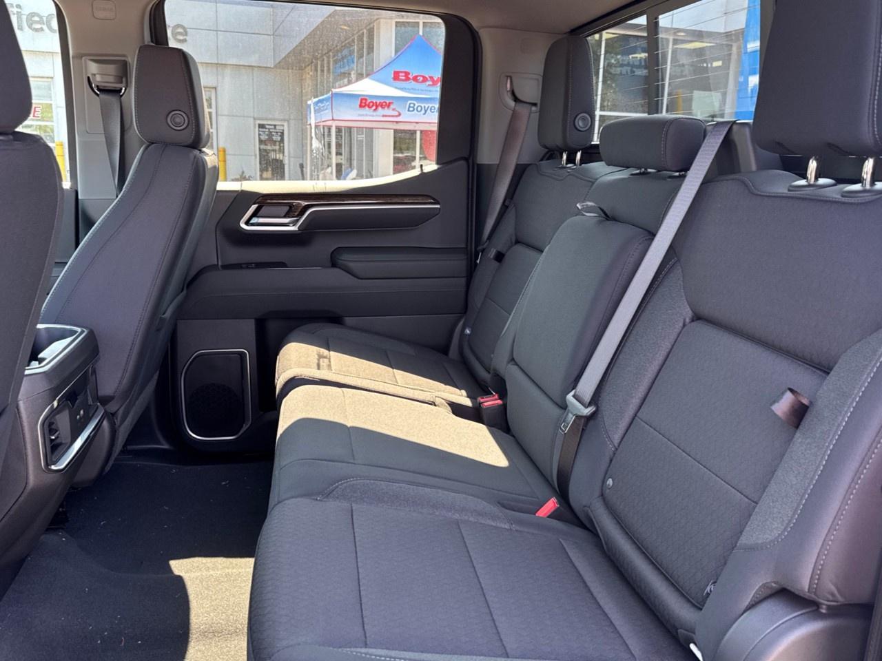 2026 GMC Sierra 1500 Crew Cab Short Box 4-Wheel Drive Elevation Photo