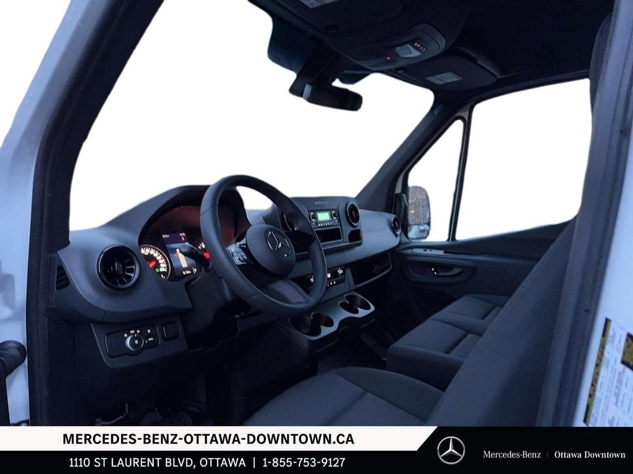2025 Mercedes-Benz Sprinter 2500 High Roof I4 Photo