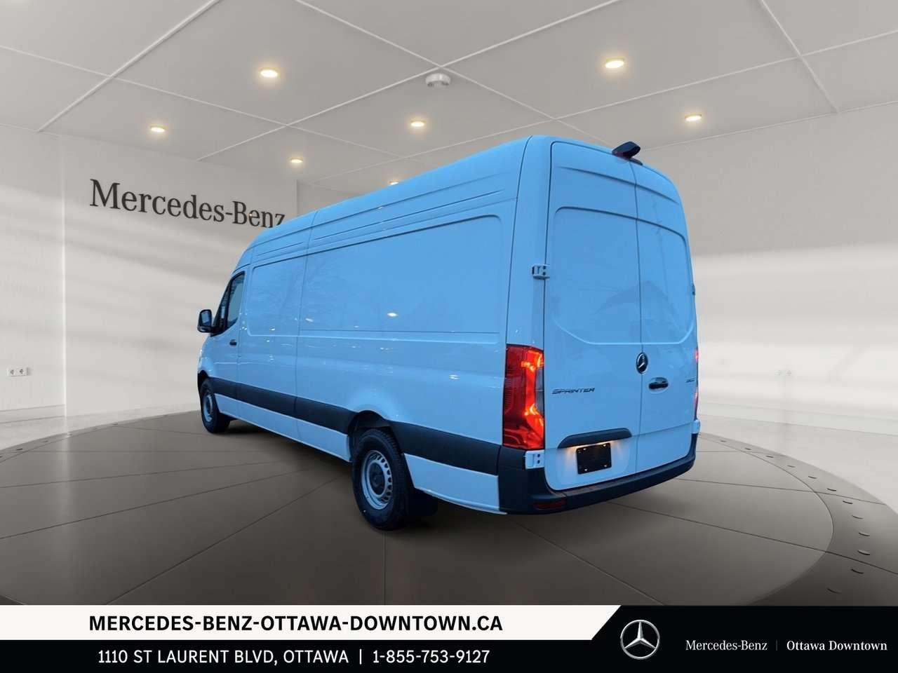 2025 Mercedes-Benz Sprinter 2500 High Roof I4 Photo