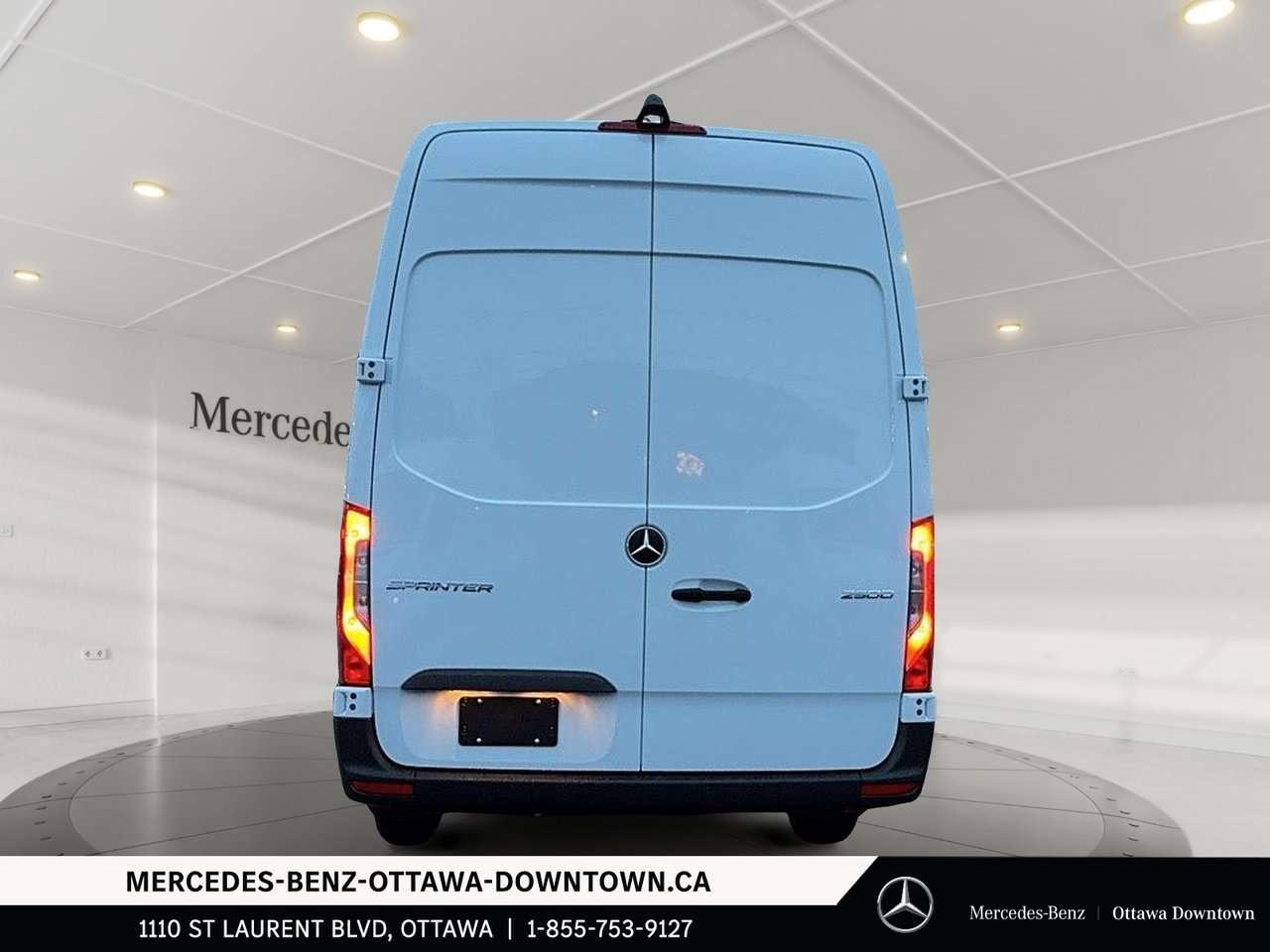 2025 Mercedes-Benz Sprinter 2500 High Roof I4 Photo
