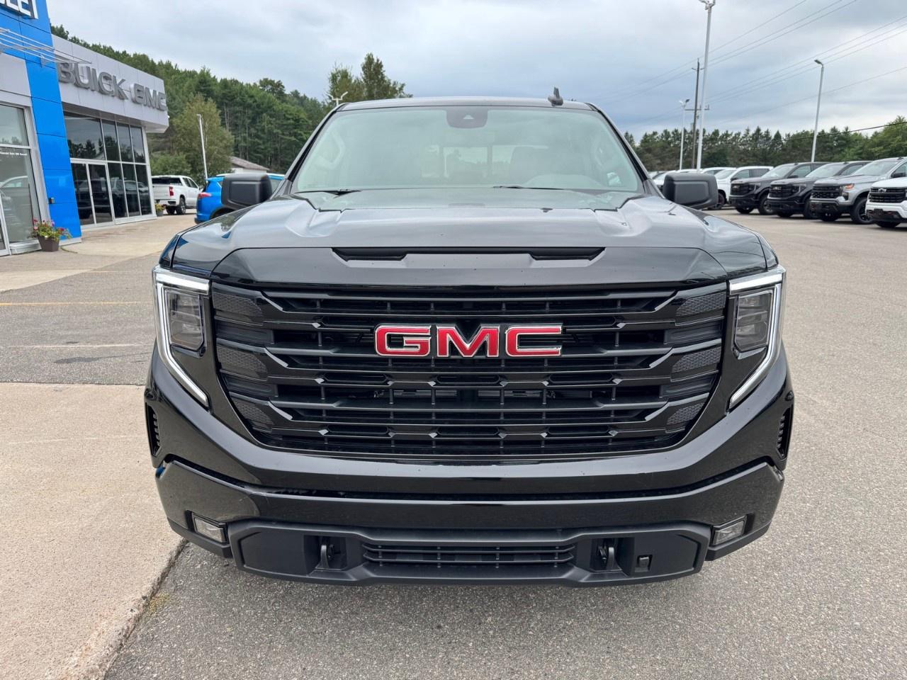 2026 GMC Sierra 1500 Crew Cab Short Box 4-Wheel Drive Elevation Photo
