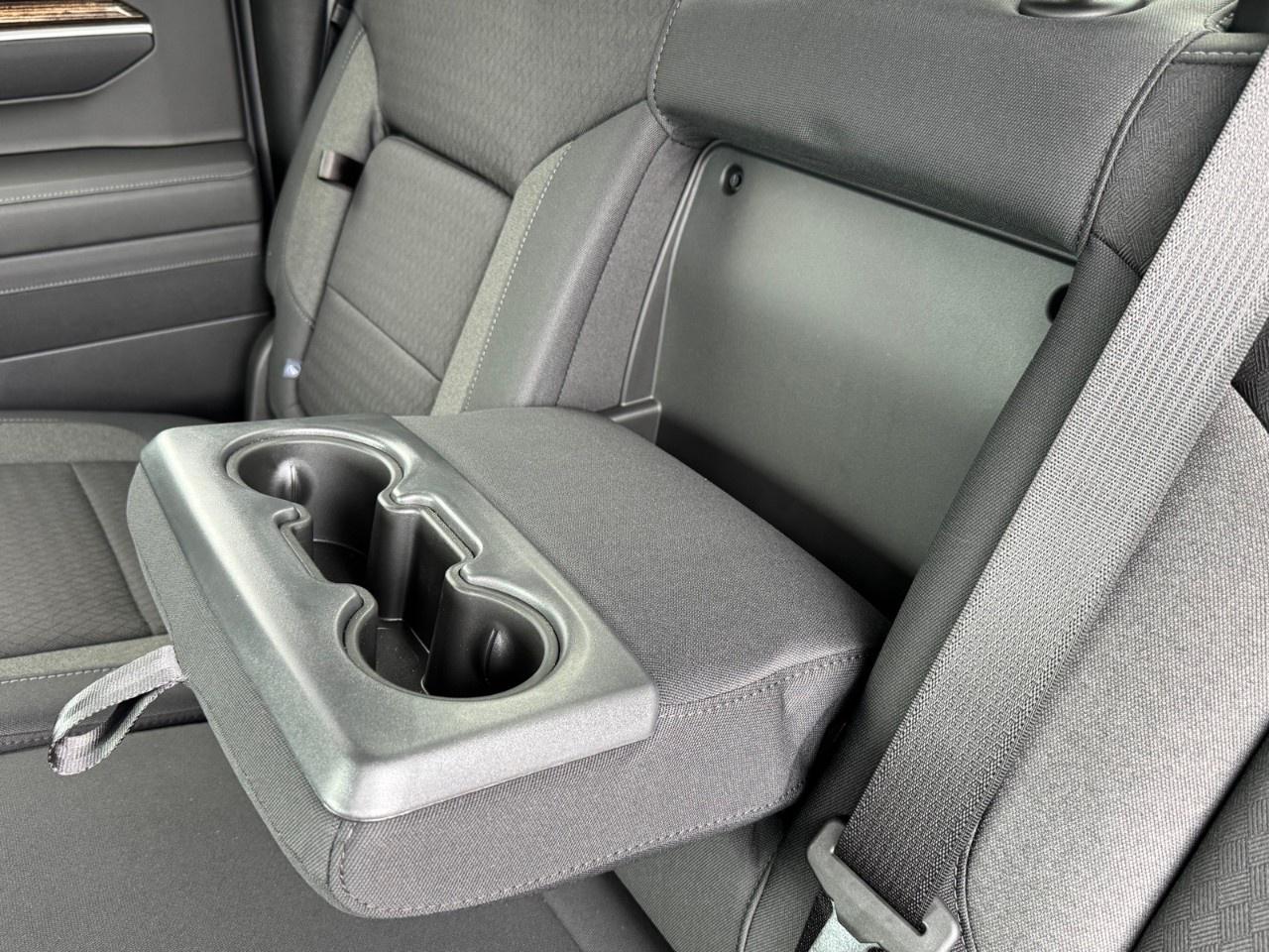 2026 GMC Sierra 1500 Crew Cab Short Box 4-Wheel Drive Elevation Photo