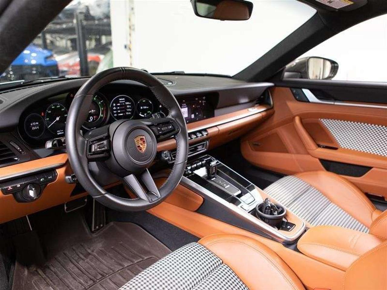 2024 Porsche 911 Turbo S Coupe Photo