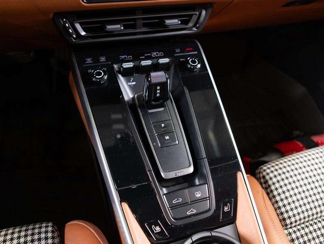 2024 Porsche 911 Turbo S Coupe Photo