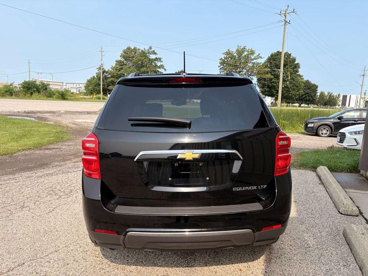 2016 Chevrolet Equinox FWD 4dr LTZ Photo4