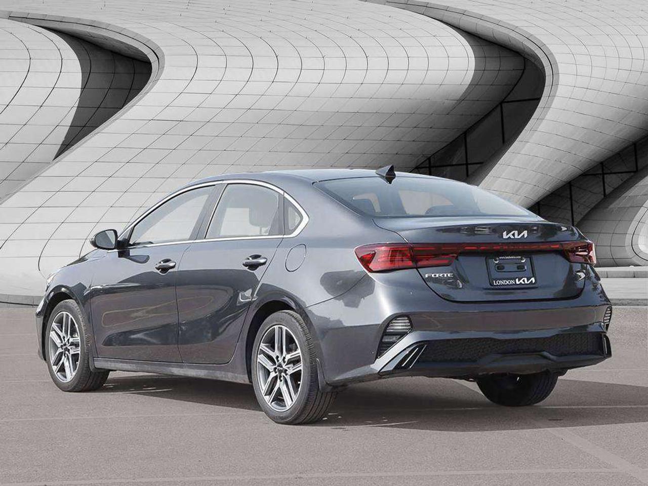 2023 Kia Forte EX+   Sunroof   Apple CarPlay   Heated Seats & Steering Wheel   Blind Spot Detection Photo3