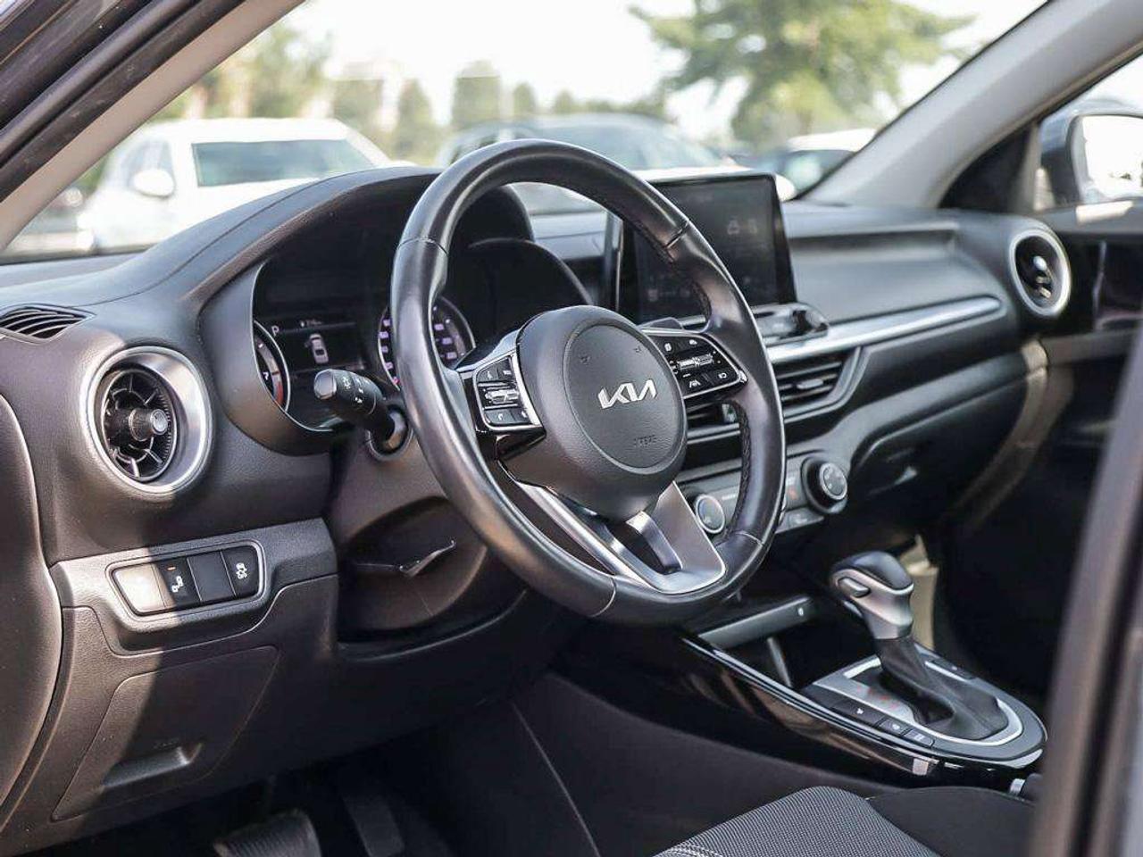 2023 Kia Forte EX+   Sunroof   Apple CarPlay   Heated Seats & Steering Wheel   Blind Spot Detection Photo