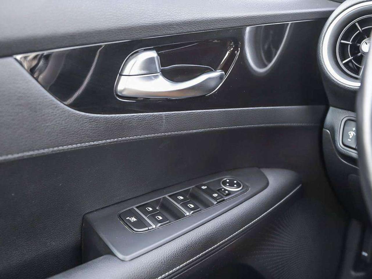 2023 Kia Forte EX+   Sunroof   Apple CarPlay   Heated Seats & Steering Wheel   Blind Spot Detection Photo