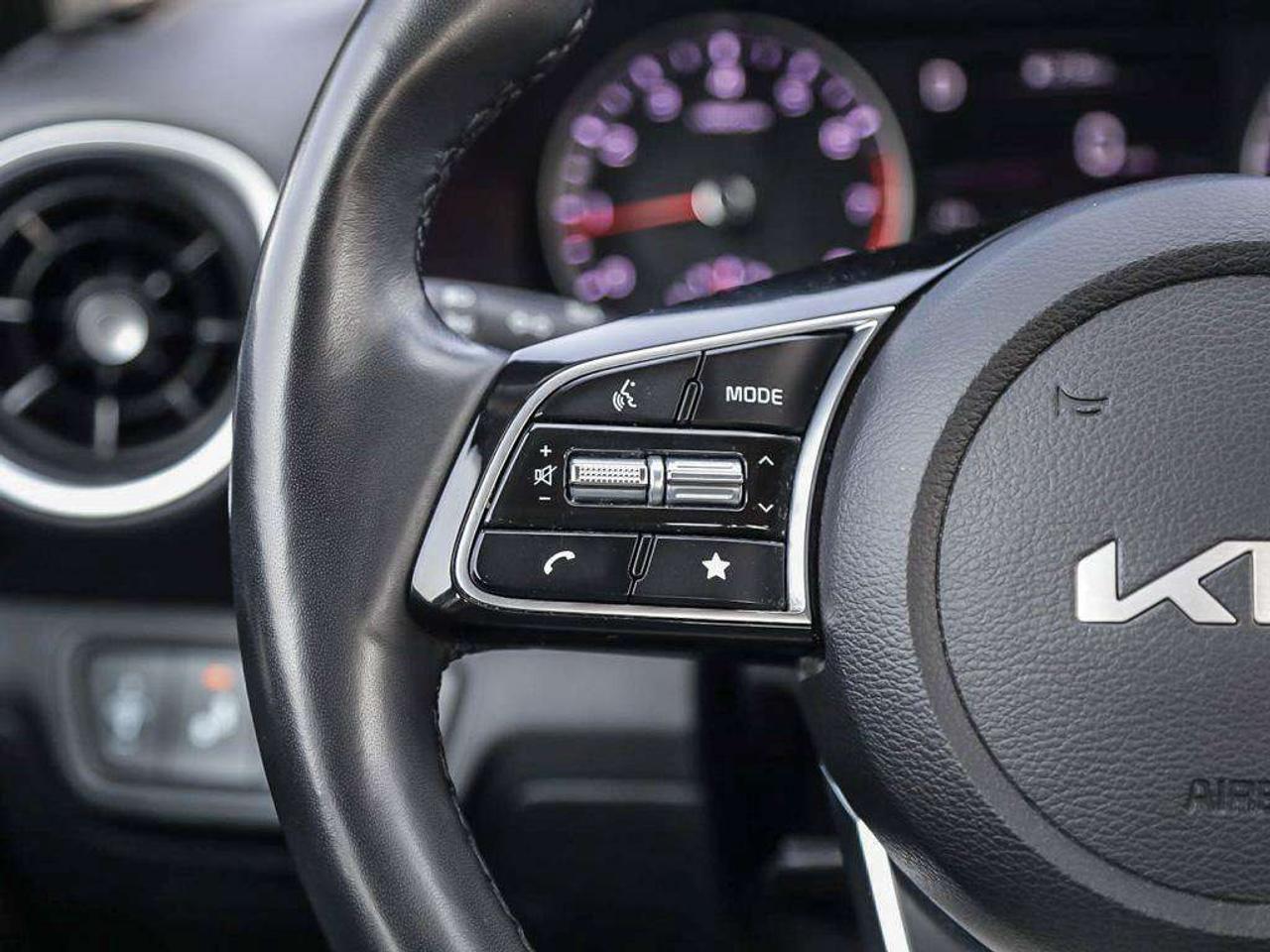 2023 Kia Forte EX+   Sunroof   Apple CarPlay   Heated Seats & Steering Wheel   Blind Spot Detection Photo