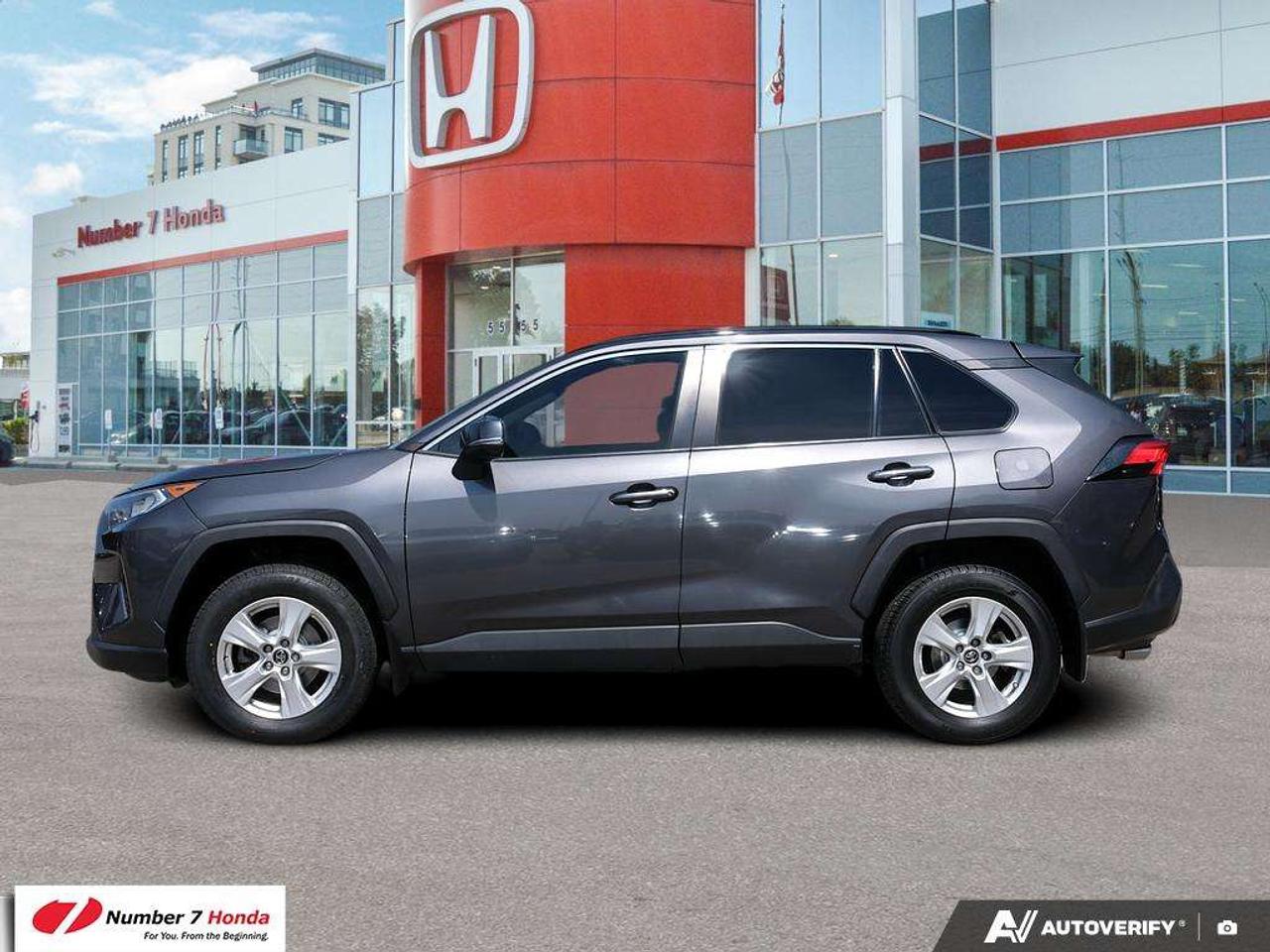 2020 Toyota RAV4 XLE AWD Photo