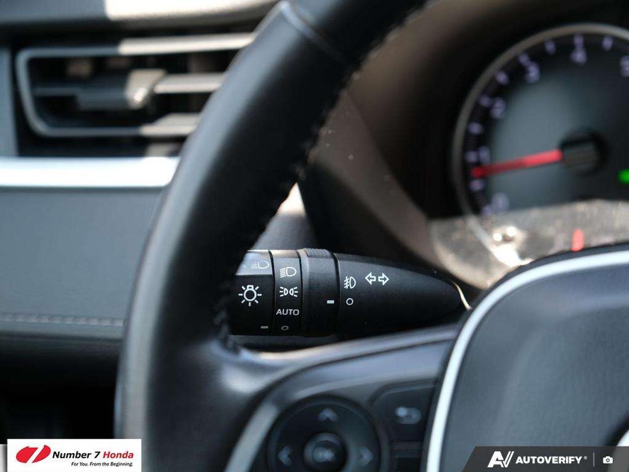 2020 Toyota RAV4 XLE AWD Photo