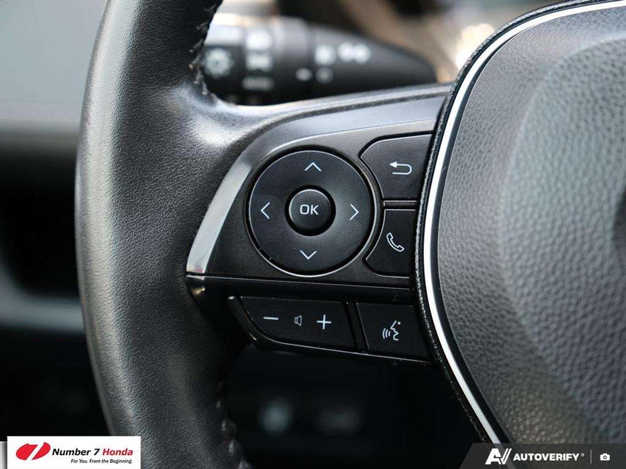 2020 Toyota RAV4 XLE AWD Photo
