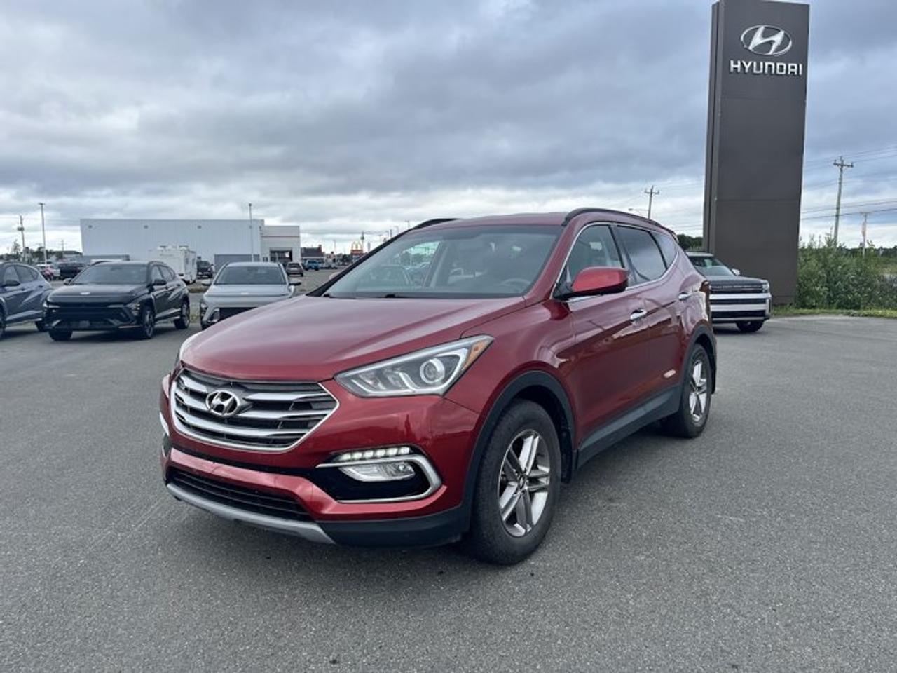 Small SUV 4WD, 2.4L AWD, 6-Speed Automatic w/OD, Regular Unleaded I-4 2.4 L/144