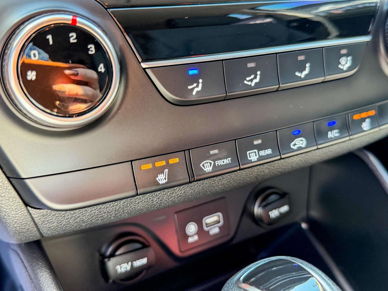 2019 Hyundai Tucson Essential/CAMERA/LANE ASSIST/APPLE CARPLAY/2.0L Photo