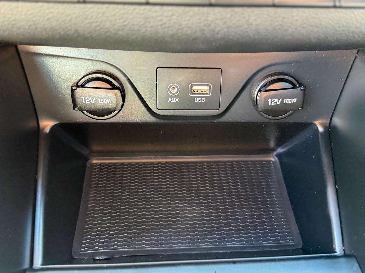 2019 Hyundai Tucson Essential/CAMERA/LANE ASSIST/APPLE CARPLAY/2.0L Photo