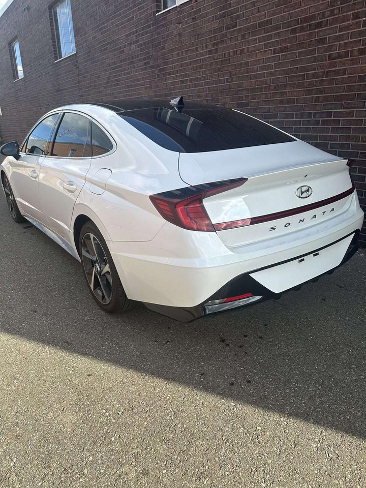 2022 Hyundai Sonata MOON ROOF, LEATHER, DRIVE ASSIST Photo