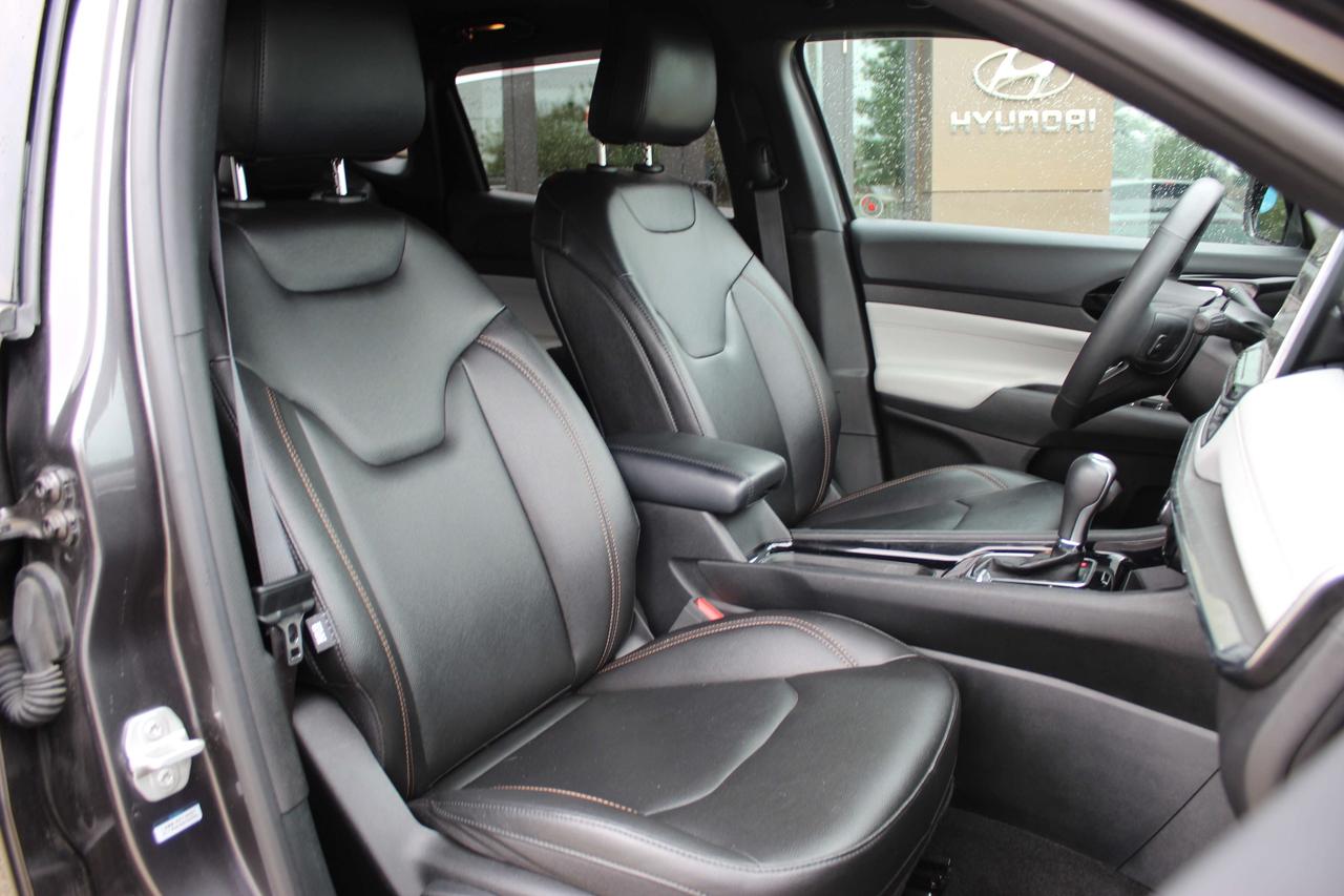 2024 Jeep Compass LIMITED Photo