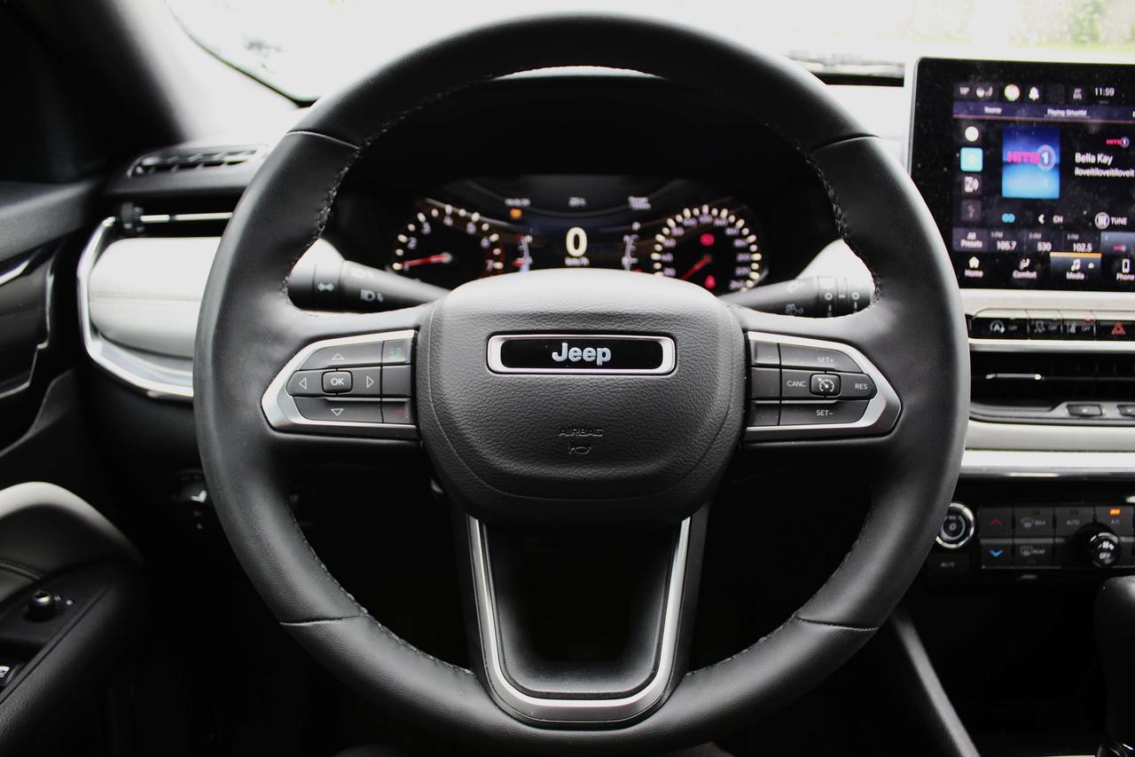 2024 Jeep Compass LIMITED Photo