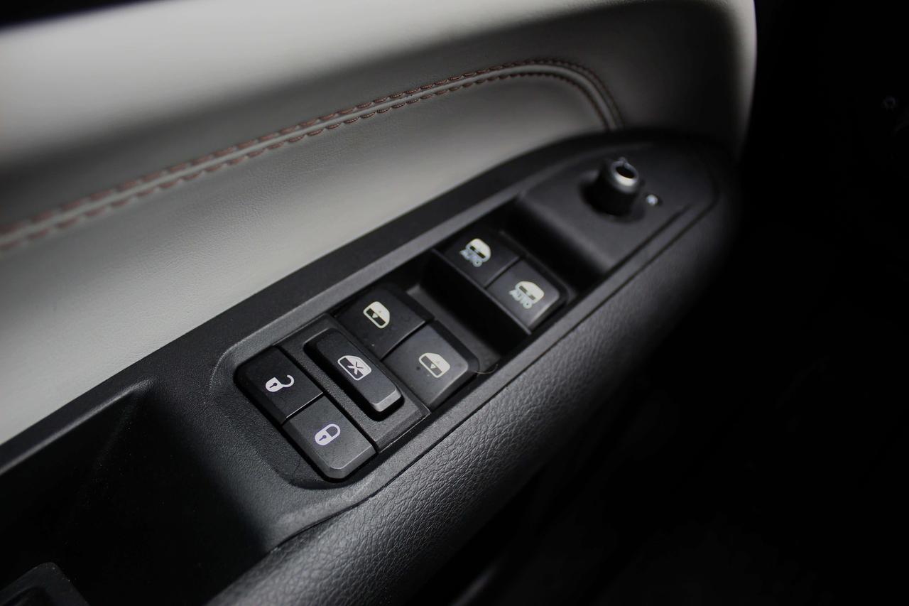2024 Jeep Compass LIMITED Photo