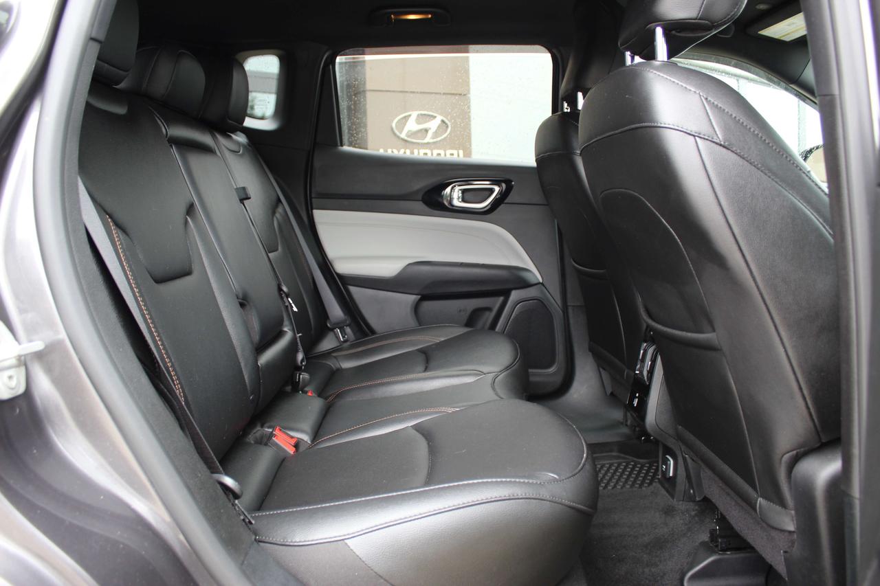 2024 Jeep Compass LIMITED Photo