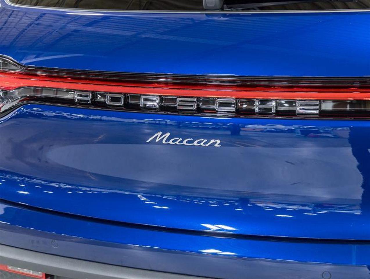 2026 Porsche Macan  Photo