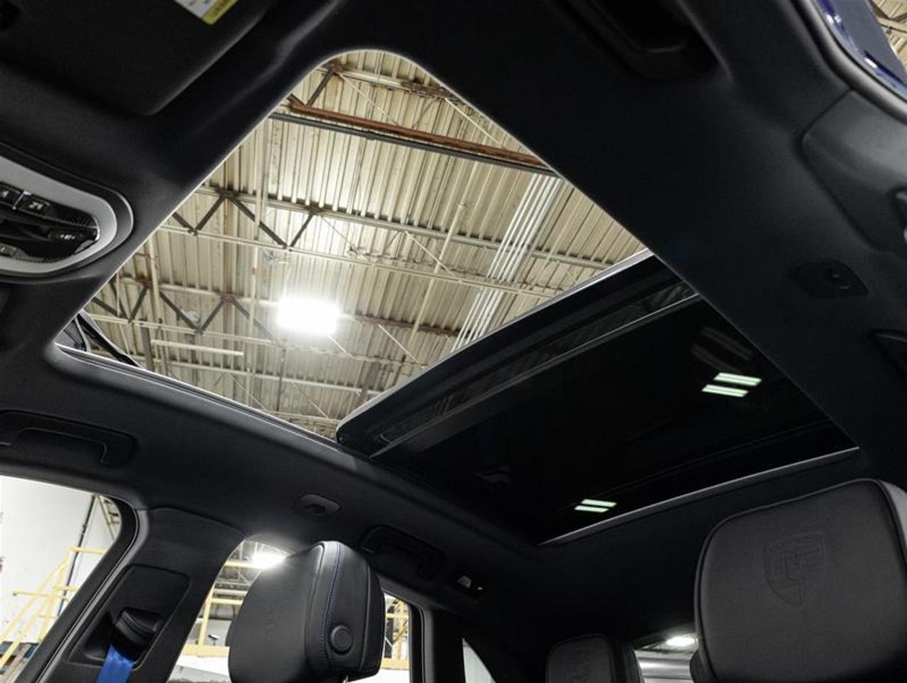 2026 Porsche Macan  Photo
