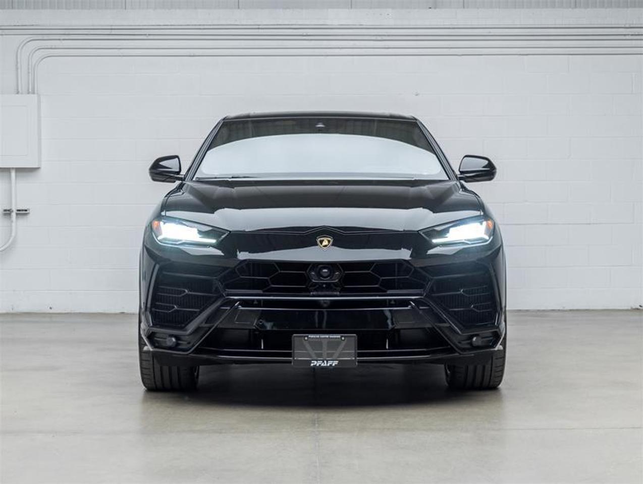 2021 Lamborghini Urus  Photo