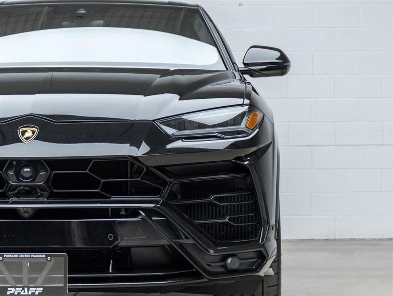 2021 Lamborghini Urus  Photo