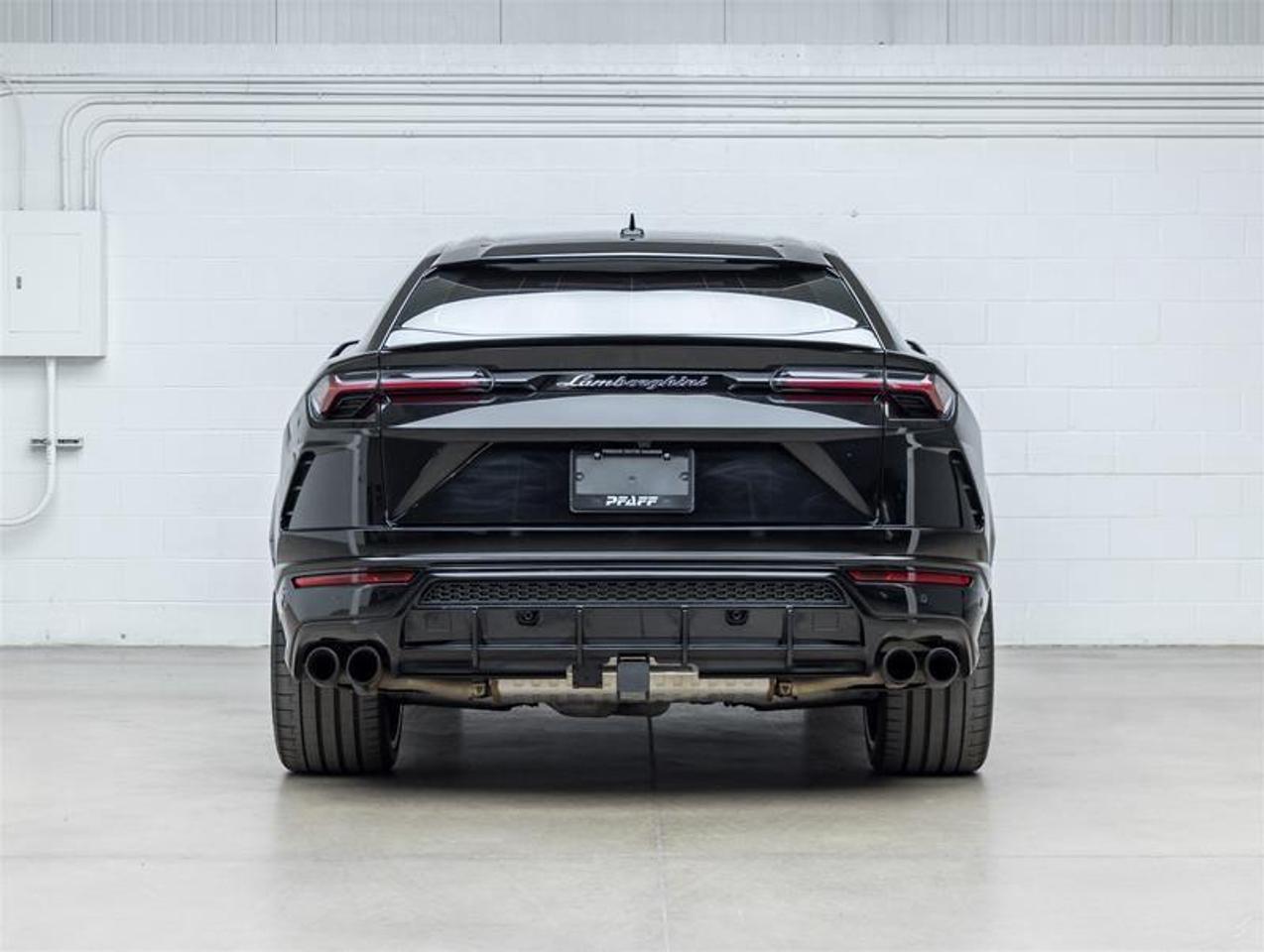 2021 Lamborghini Urus  Photo