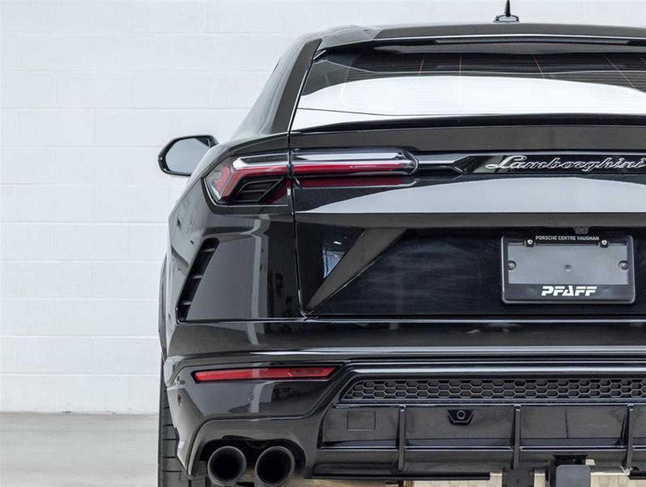2021 Lamborghini Urus  Photo