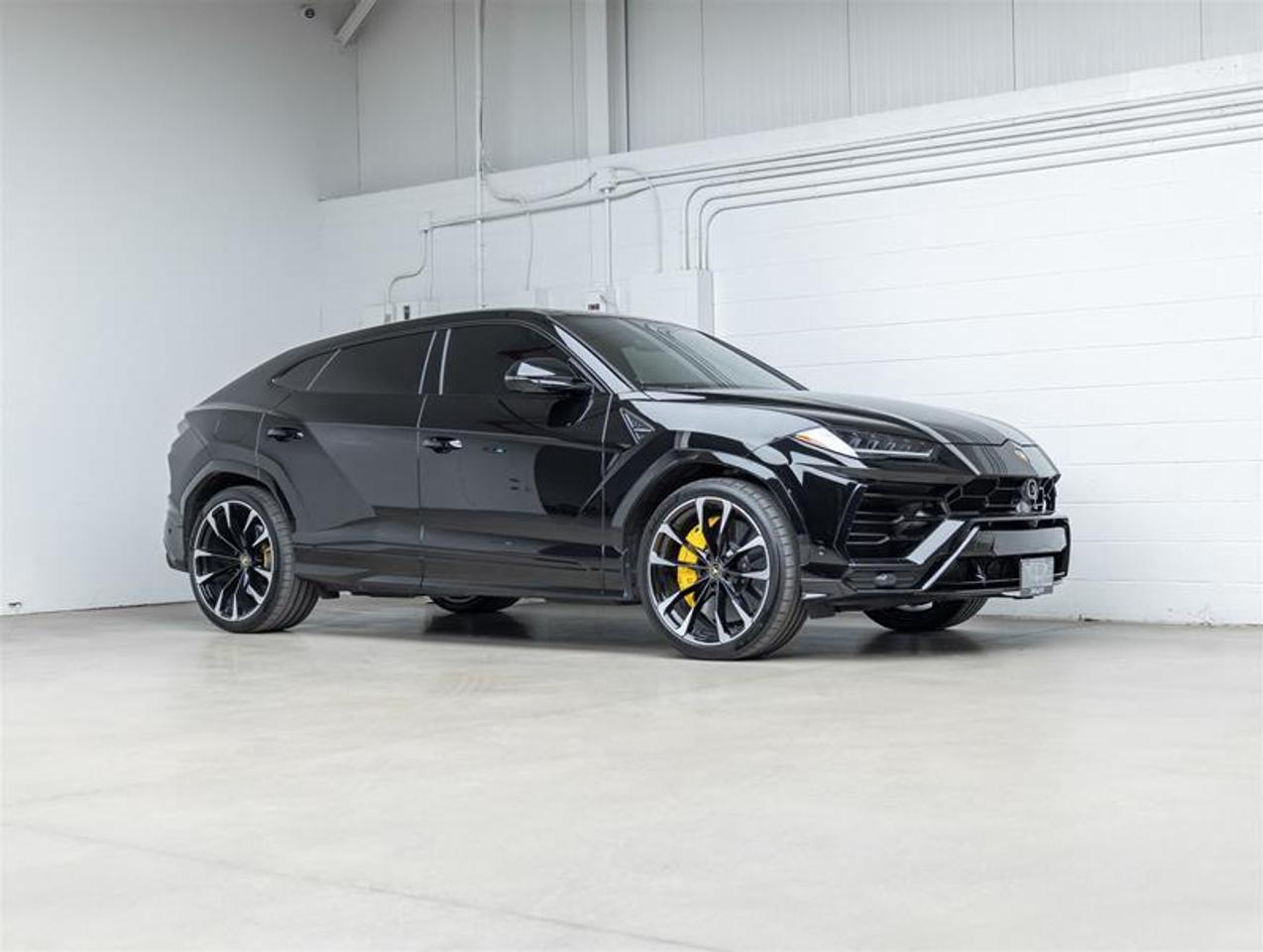 2021 Lamborghini Urus  Photo