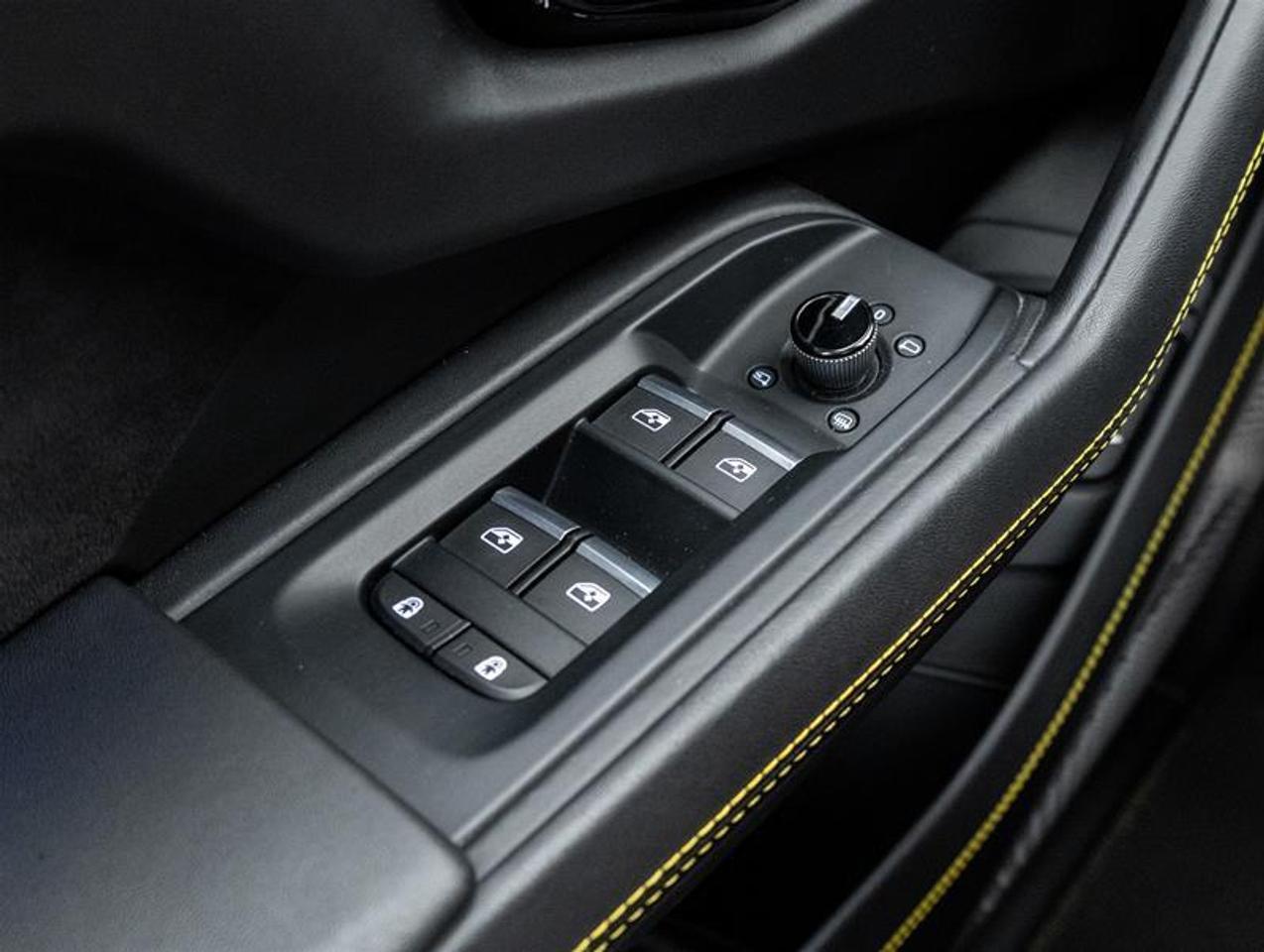 2021 Lamborghini Urus  Photo