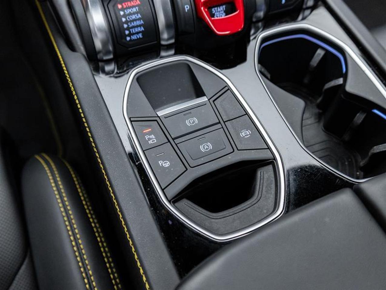 2021 Lamborghini Urus  Photo