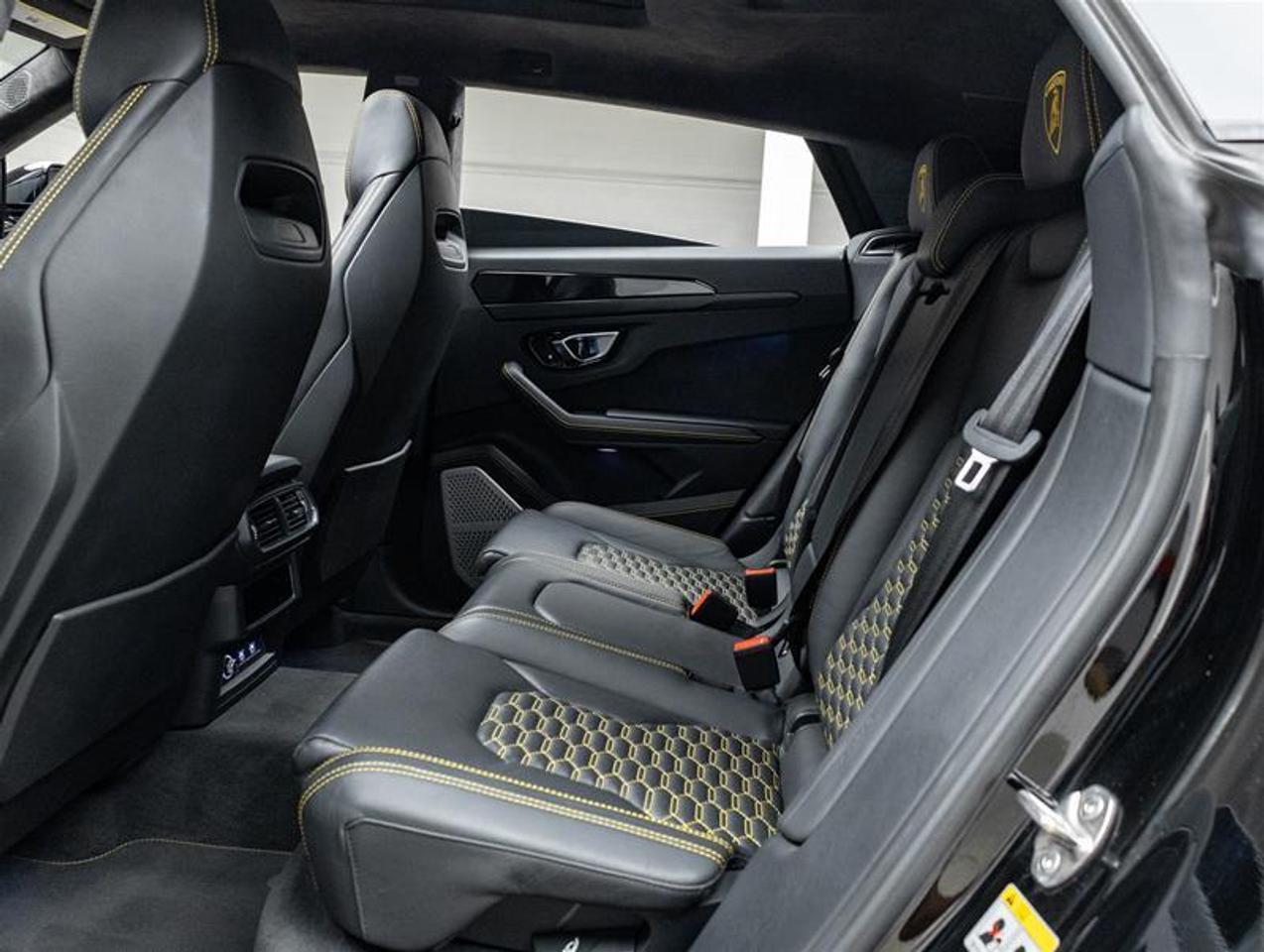 2021 Lamborghini Urus  Photo