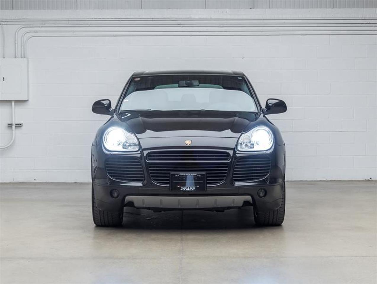2005 Porsche Cayenne  Photo5