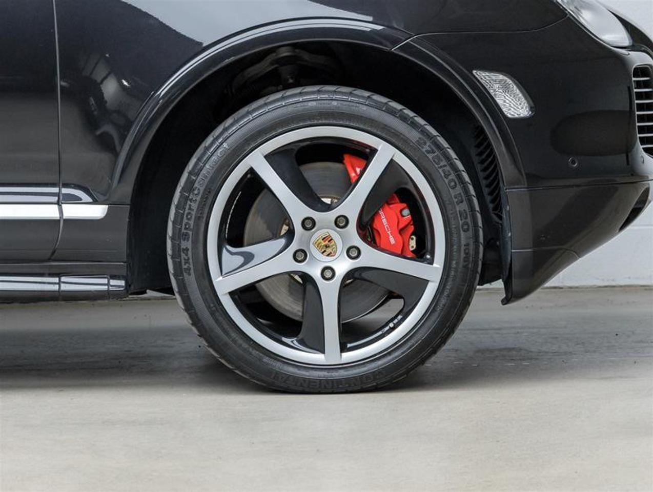 2005 Porsche Cayenne  Photo