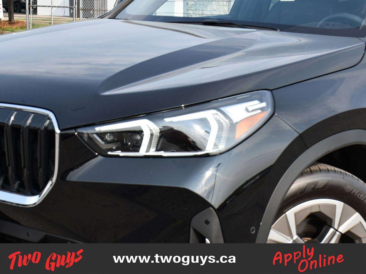 2025 BMW X1 xDrive28i   Premium Essential Pkg   Nav   Panoroof Photo2
