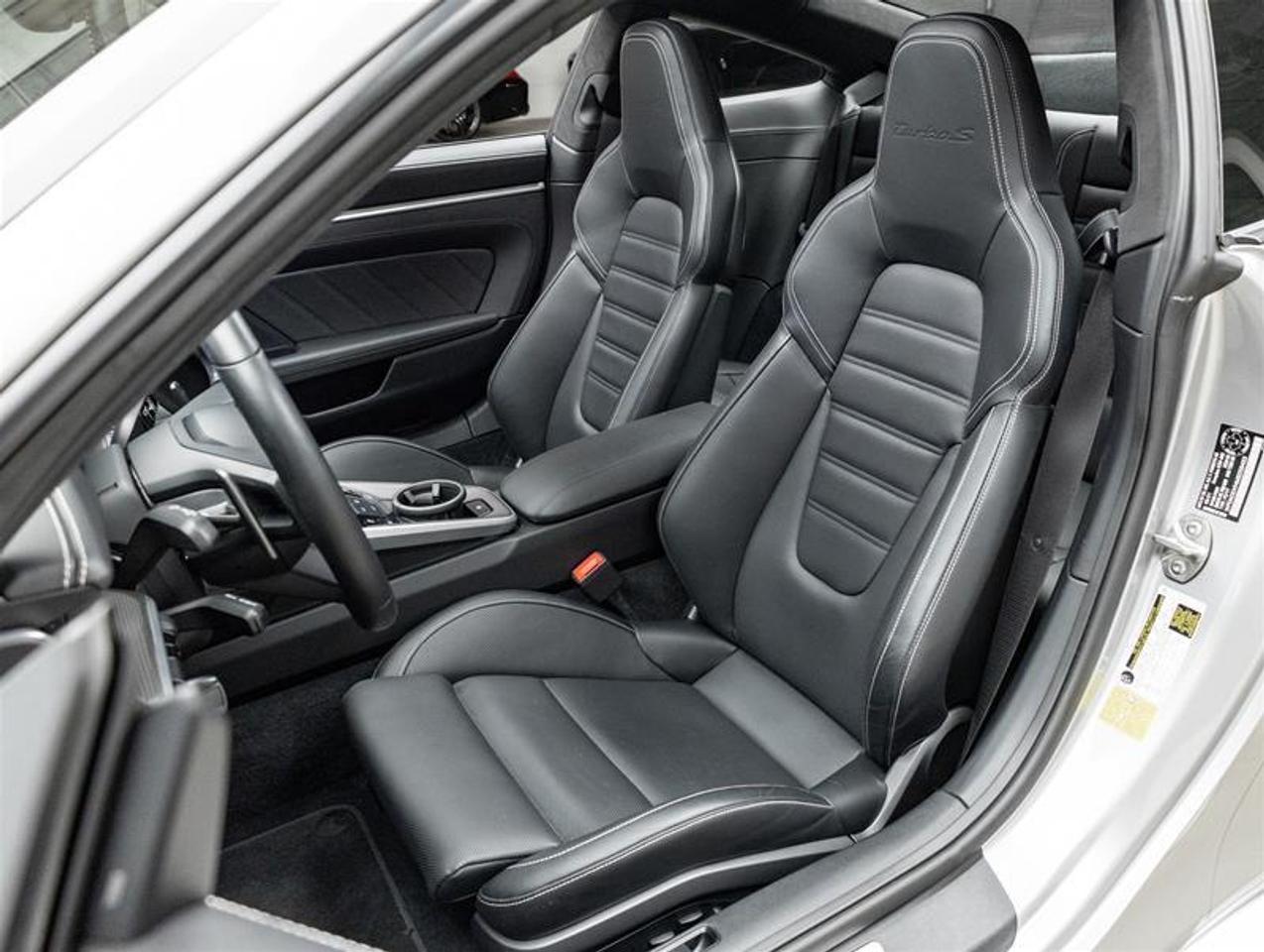 2021 Porsche 911  Photo
