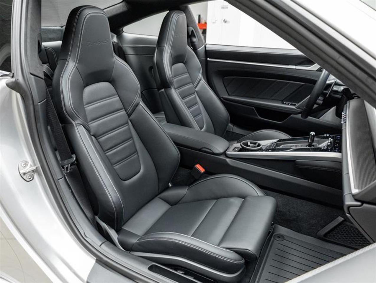 2021 Porsche 911  Photo