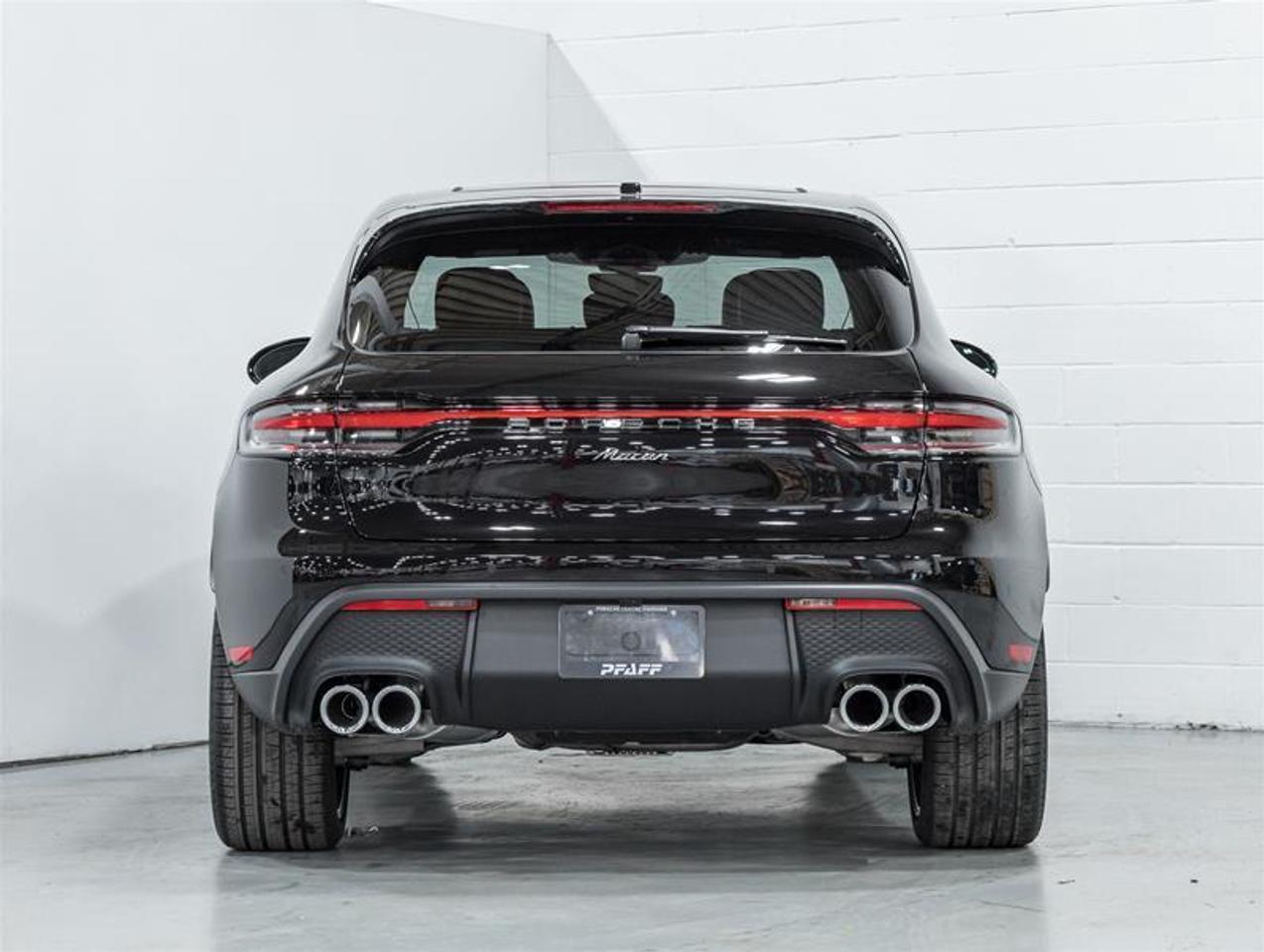 2026 Porsche Macan  Photo
