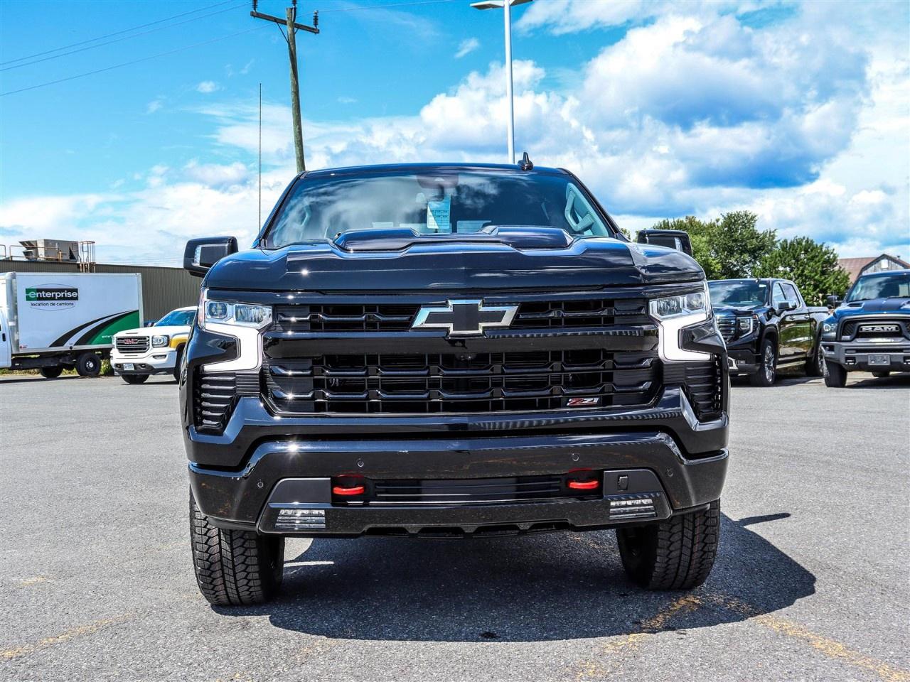 2026 Chevrolet Silverado 1500 Crew Cab Short Box 4-Wheel Drive LT Trail Boss Photo1