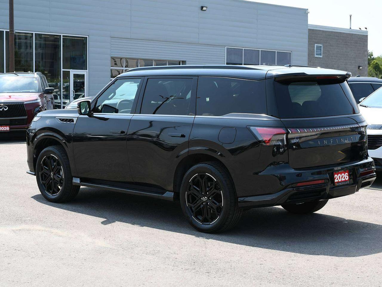 2026 Infiniti QX80 SPORT Photo3