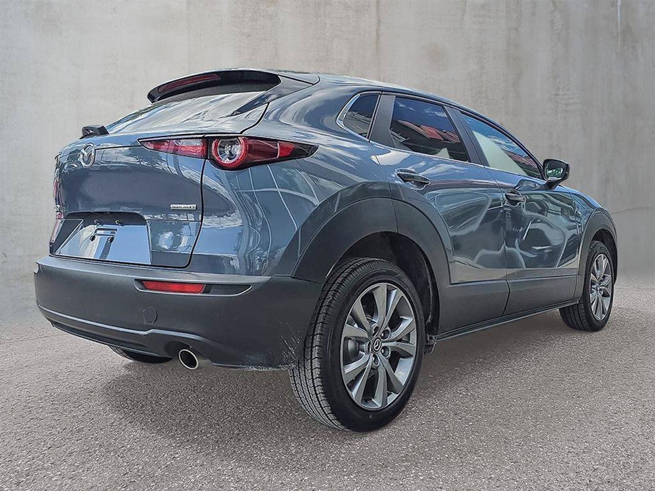 2024 Mazda CX-30 GS AWD | Apple Car Play | Moonroof | Heated Seats | Photo4