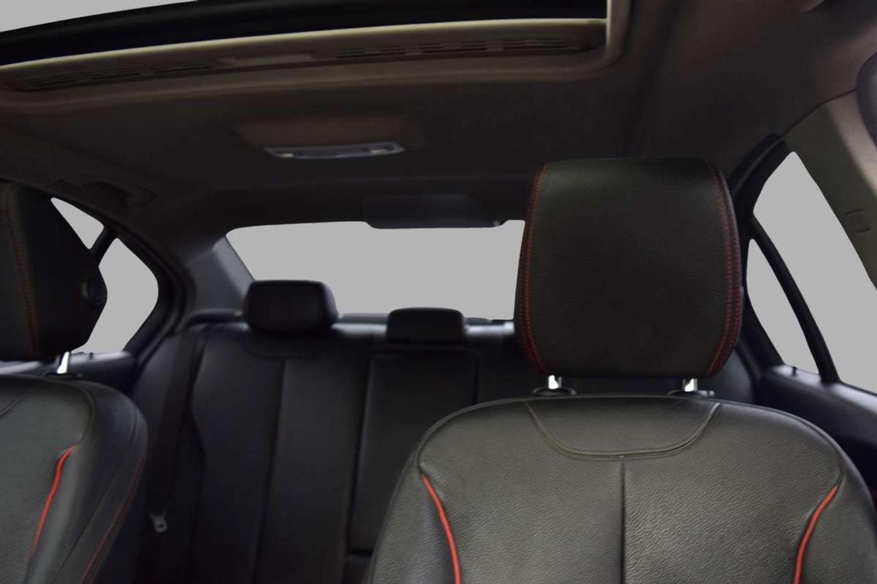 2017 BMW 3 Series 320i Premium Leather Sunroof Navigation Photo