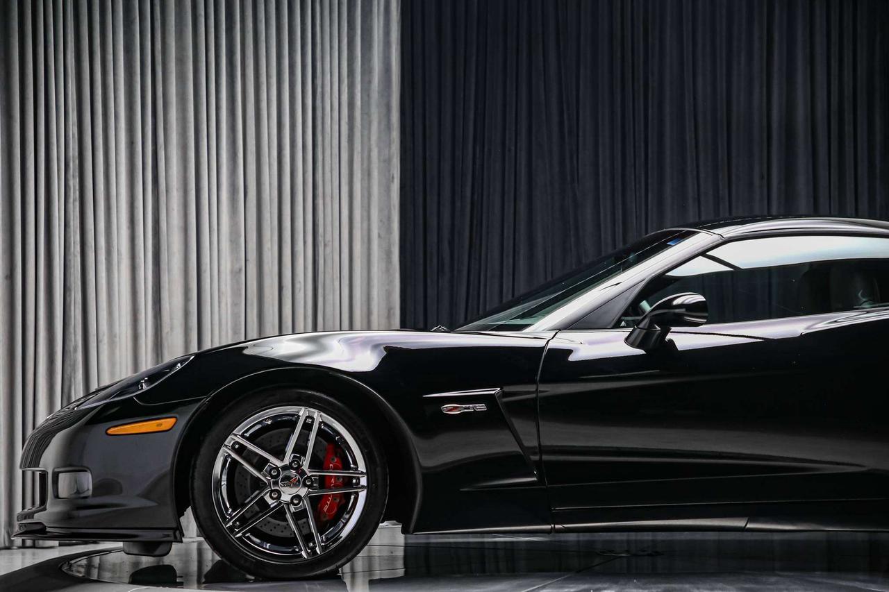 2008 Chevrolet Corvette Z06 LS7 7.0L 505HP MANUAL NAV HUD BOSESOUND Photo