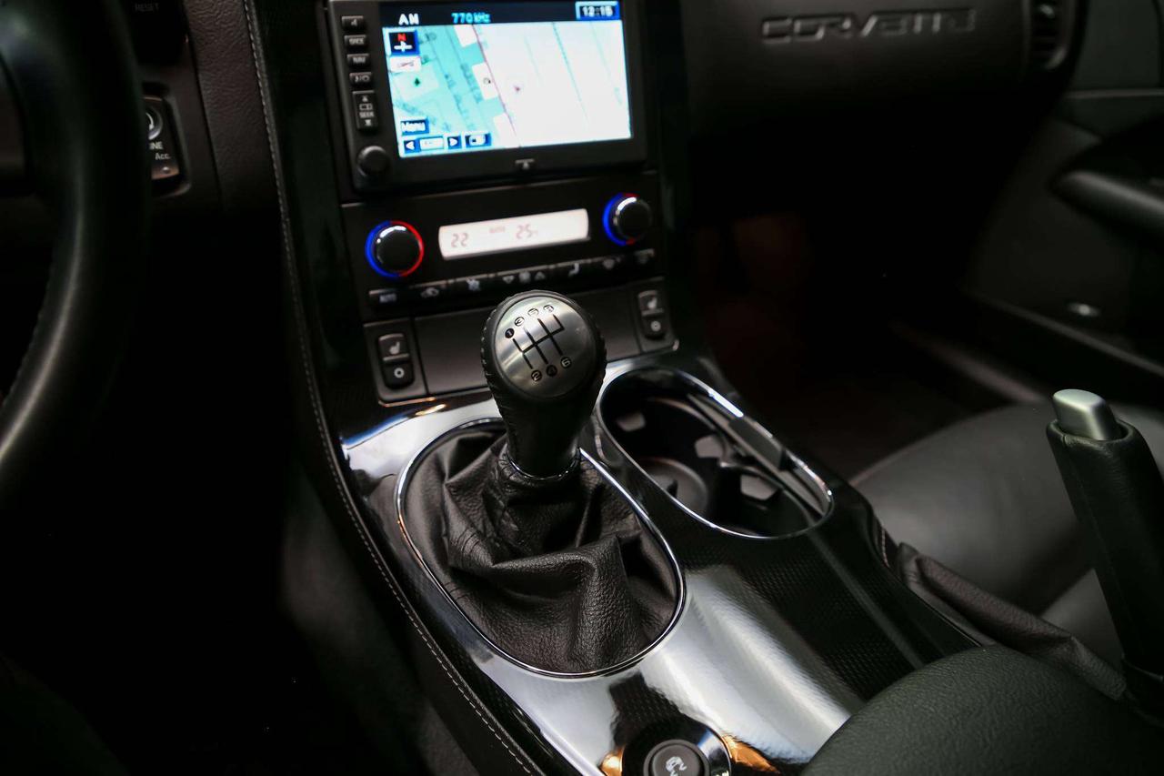 2008 Chevrolet Corvette Z06 LS7 7.0L 505HP MANUAL NAV HUD BOSESOUND Photo