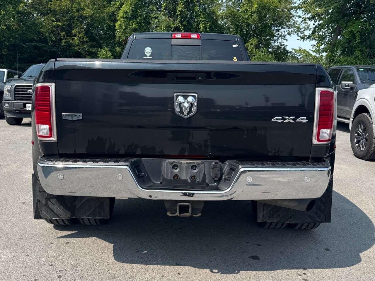 2016 RAM 3500 LARAMIE   DUALLIE   SUNROOF   LEATHER Photo