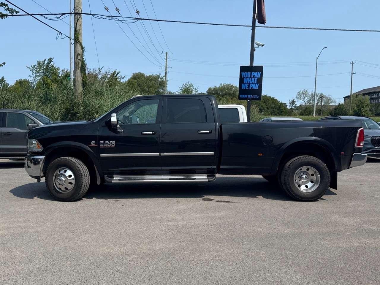 2016 RAM 3500 LARAMIE   DUALLIE   SUNROOF   LEATHER Photo